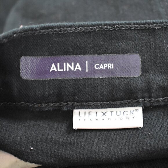 NYDJ Alina Cropped Capri‎ Pant Size 6 Color Black Gently Used Condition - Picture 4 of 5